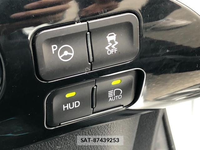 Toyota PRIUS 2019-11 8769827-16