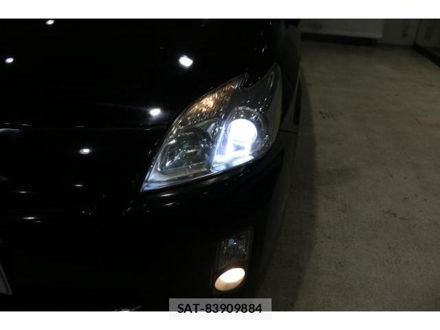 Toyota PRIUS 2010-05 8770037-14
