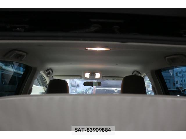 Toyota PRIUS 2010-05 8770037-16