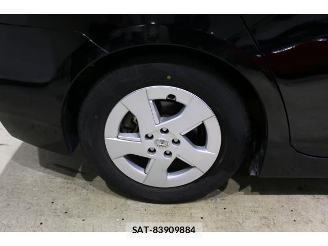 Toyota PRIUS 2010-05 8770037-19