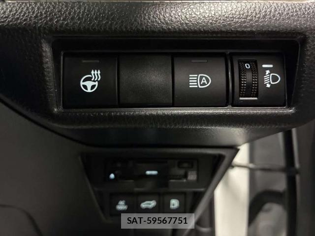 Toyota PRIUS 2023-11 8770046-5
