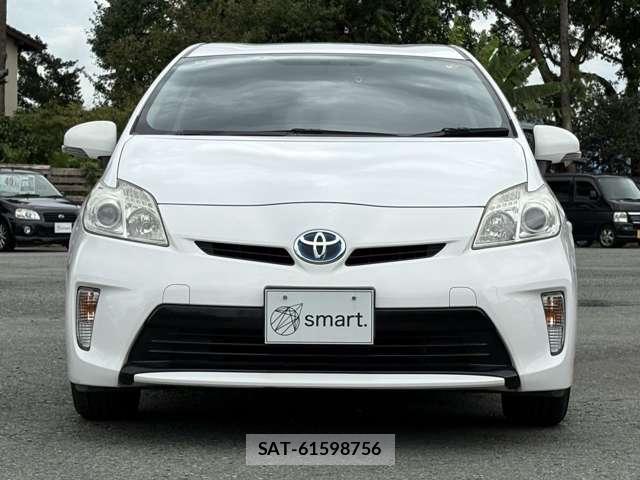 Toyota PRIUS 2012-06 8770083-0