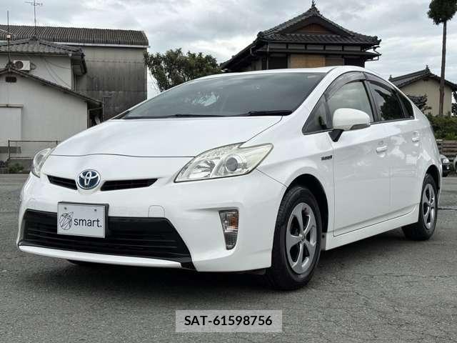 Toyota PRIUS 2012-06 8770083-1