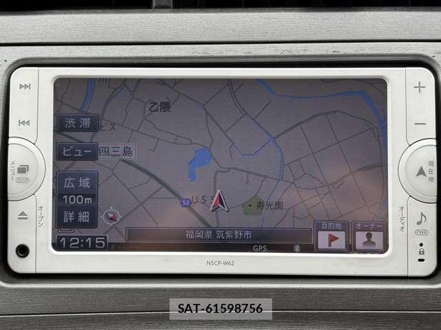 Toyota PRIUS 2012-06 8770083-18