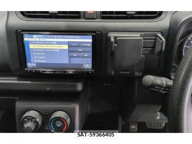 Toyota PROBOX 2022-08 8769840-2