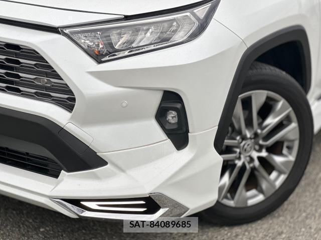 Toyota RAV4 2024-08 8769367-11