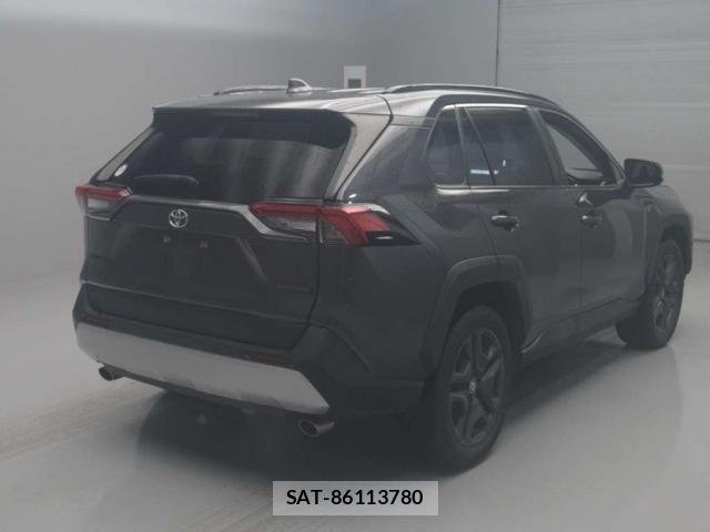 Toyota RAV4 2023-07 8769670-1