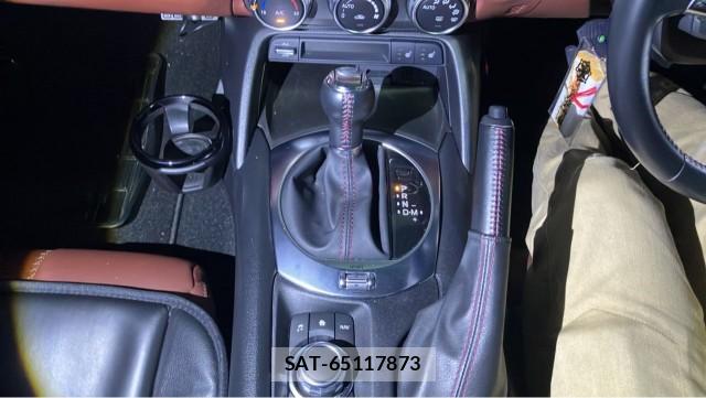 Mazda ROADSTER 2019-01 8769613-14