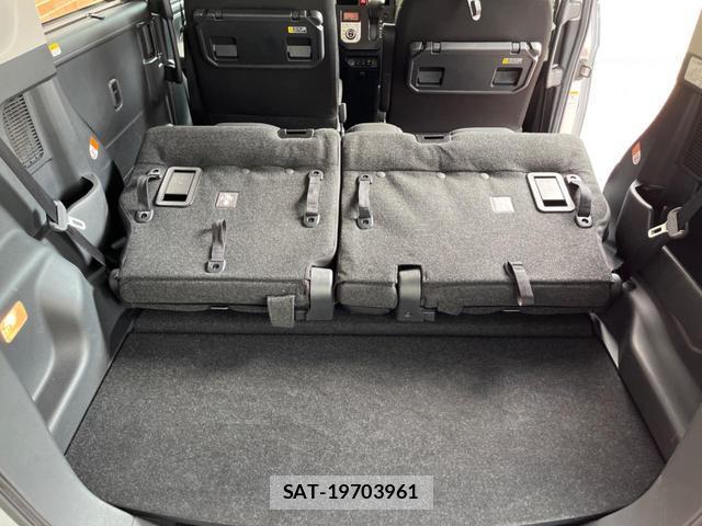 Toyota ROOMY 2018-05 8769127-13