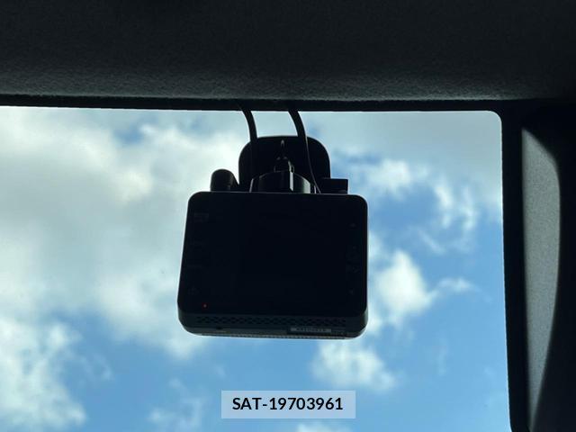 Toyota ROOMY 2018-05 8769127-4