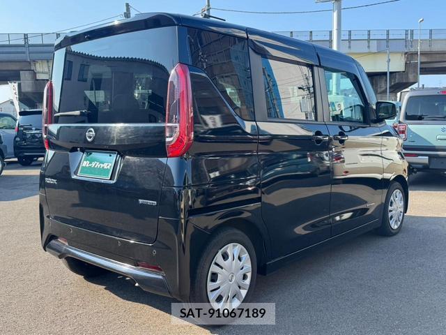 Nissan ROOX 2022-07 8769249-3