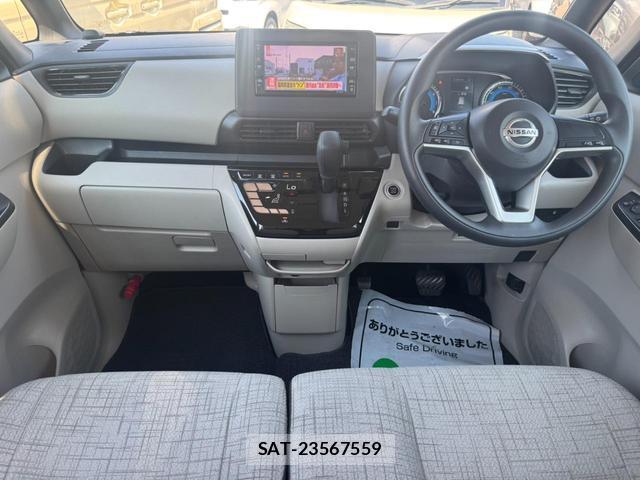 Nissan ROOX 2021-05 8769251-2