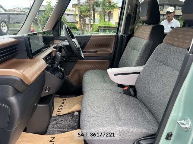 Nissan ROOX 2025-10 8769950-5