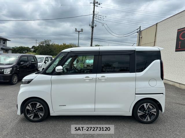 Nissan ROOX 2020-03 8770156-9