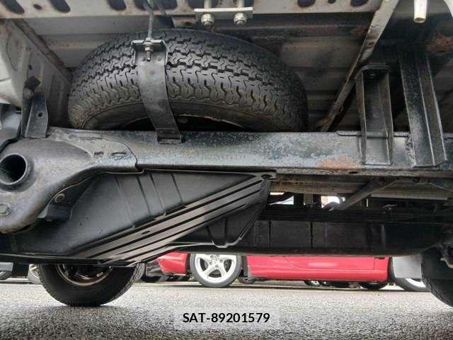 Subaru SAMBAR TRUCK 2009-12 8768752-10