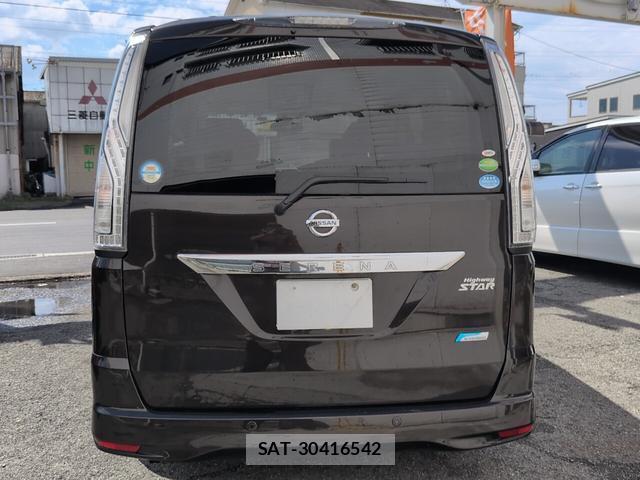 Nissan SERENA 2014-01 8769011-1