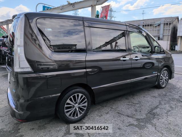 Nissan SERENA 2014-01 8769011-13