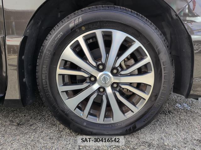 Nissan SERENA 2014-01 8769011-8