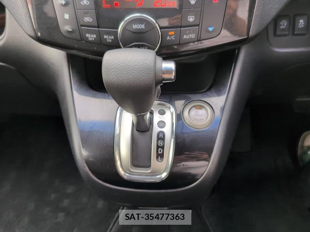 Nissan SERENA 2014-12 8769013-13