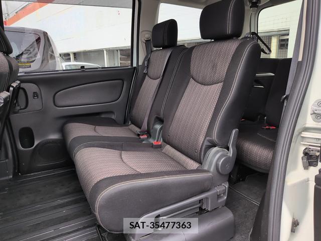 Nissan SERENA 2014-12 8769013-18
