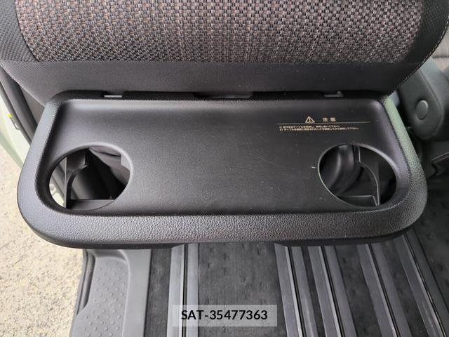 Nissan SERENA 2014-12 8769013-19