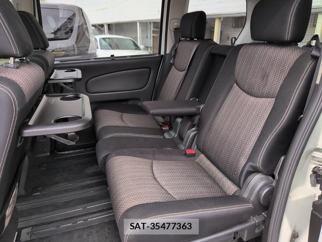 Nissan SERENA 2014-12 8769013-6