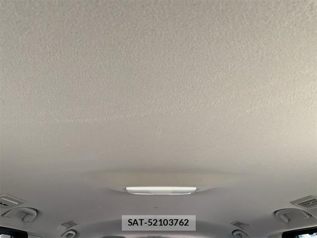 Nissan SERENA 2018-02 8769086-10