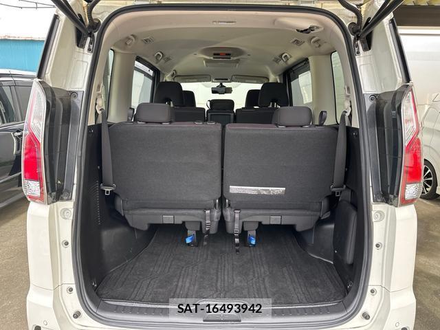 Nissan SERENA 2019-07 8769392-16