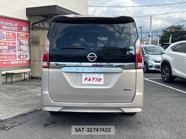 Nissan SERENA 2017-11 8769394-14