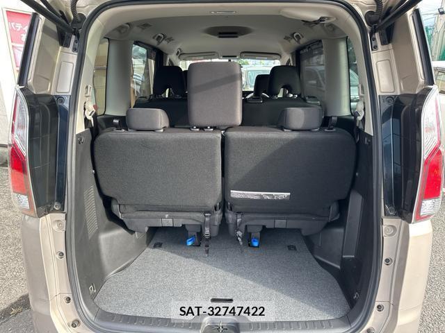 Nissan SERENA 2017-11 8769394-7