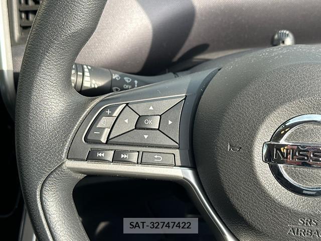 Nissan SERENA 2017-11 8769394-9