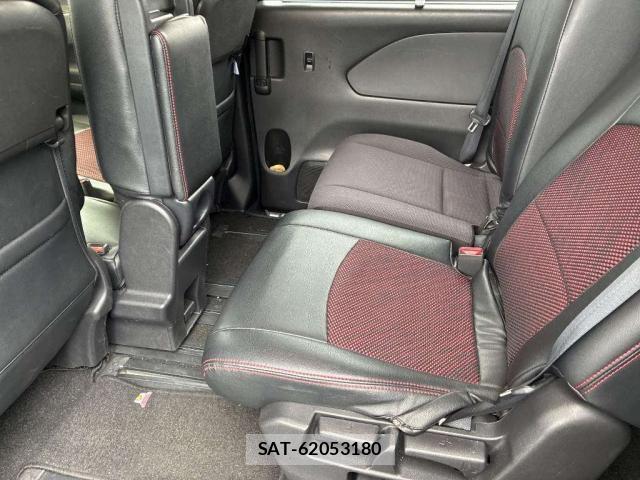 Nissan SERENA 2017-07 8770048-4