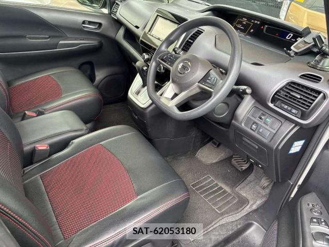 Nissan SERENA 2017-07 8770048-9