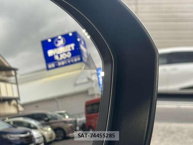 Nissan SERENA 2023-10 8770117-9