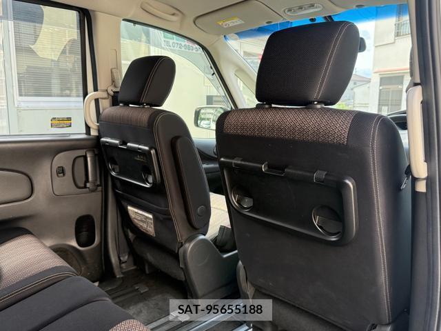Nissan SERENA 2015-12 8770173-13