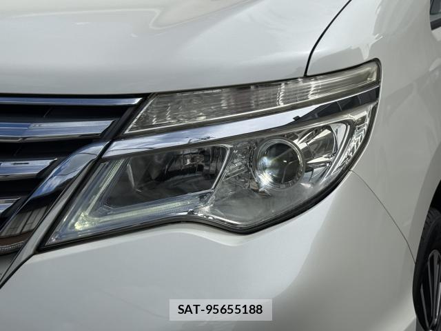 Nissan SERENA 2015-12 8770173-17