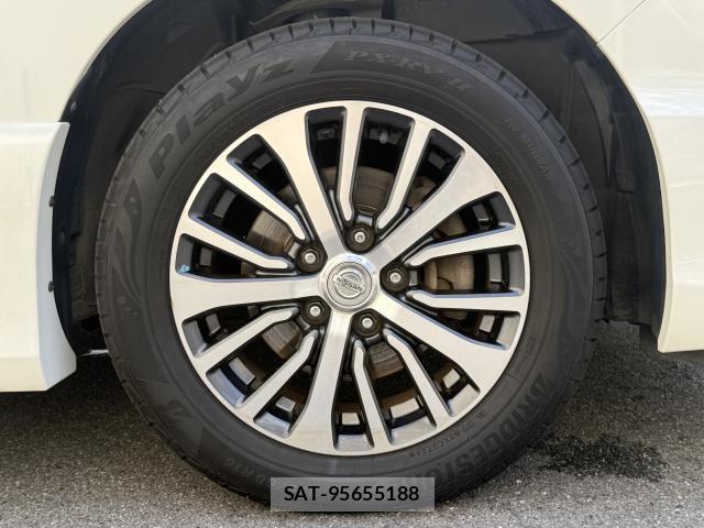Nissan SERENA 2015-12 8770173-18