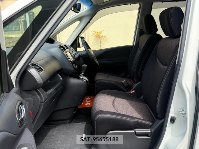 Nissan SERENA 2015-12 8770173-8