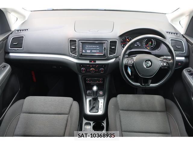 VolksWagen SHARAN 2017-07 8768703-5