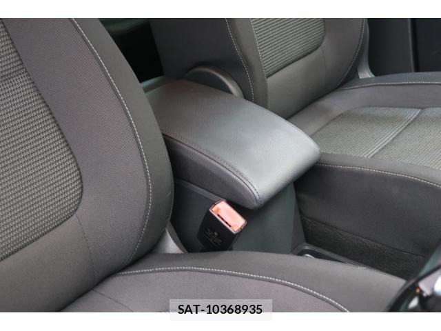 VolksWagen SHARAN 2017-07 8768703-9