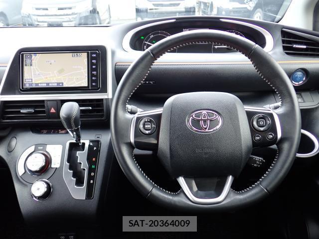 Toyota SIENTA 2022-01 8768839-17