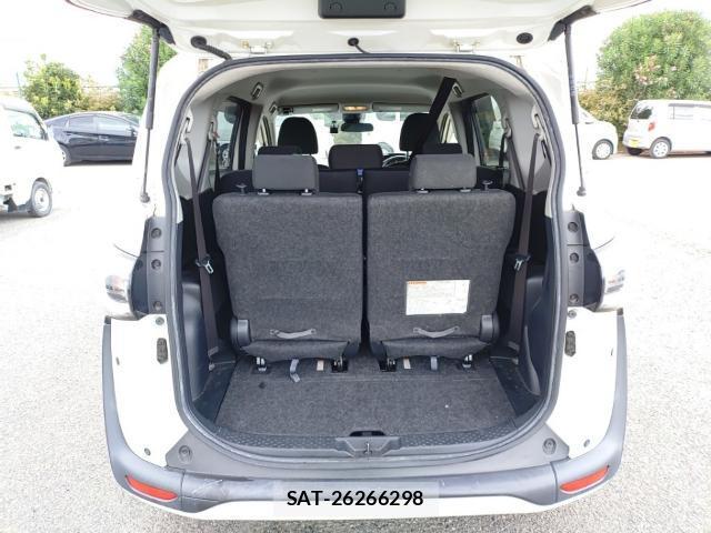 Toyota SIENTA 2016-08 8768938-7