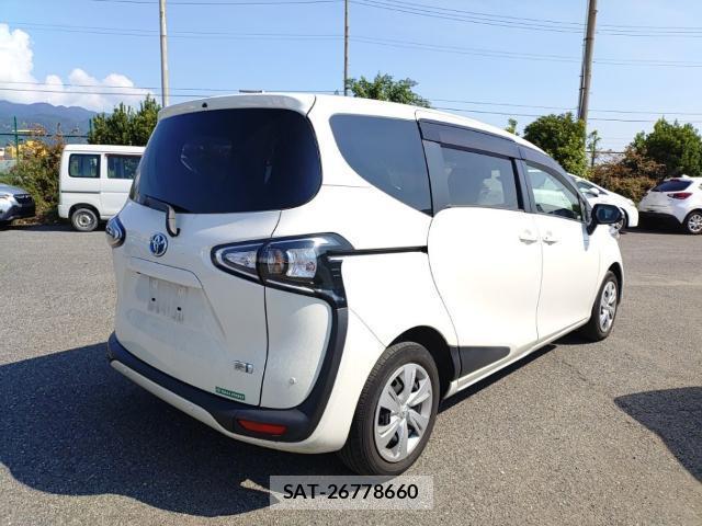 Toyota SIENTA 2021-08 8768939-4