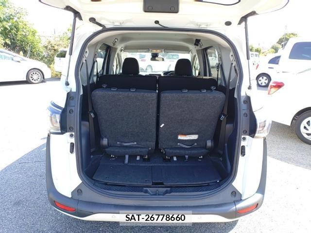 Toyota SIENTA 2021-08 8768939-7