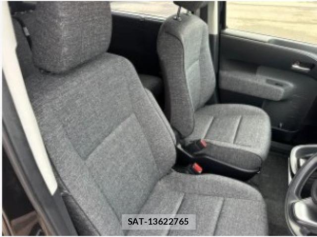 Toyota SIENTA 2023-01 8769301-14