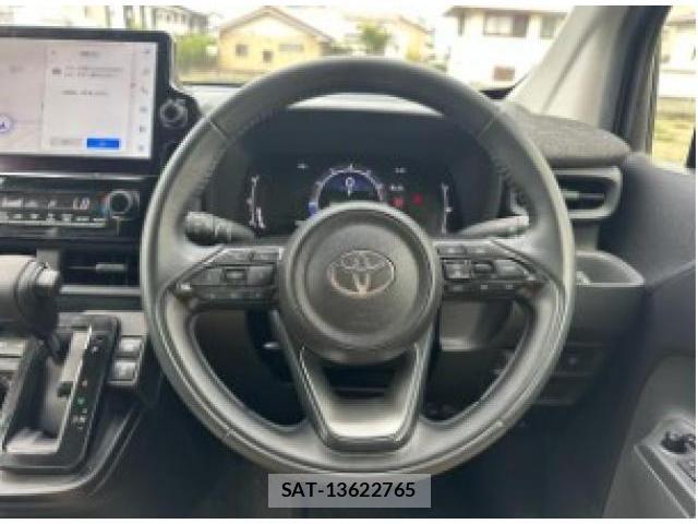 Toyota SIENTA 2023-01 8769301-16