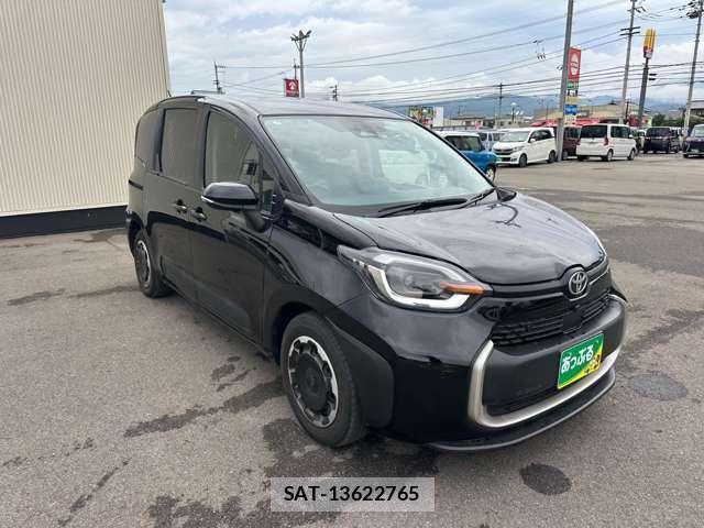 Toyota SIENTA 2023-01 8769301-3