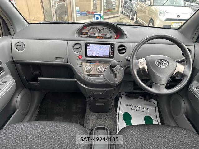 Toyota SIENTA 2014-06 8769391-1