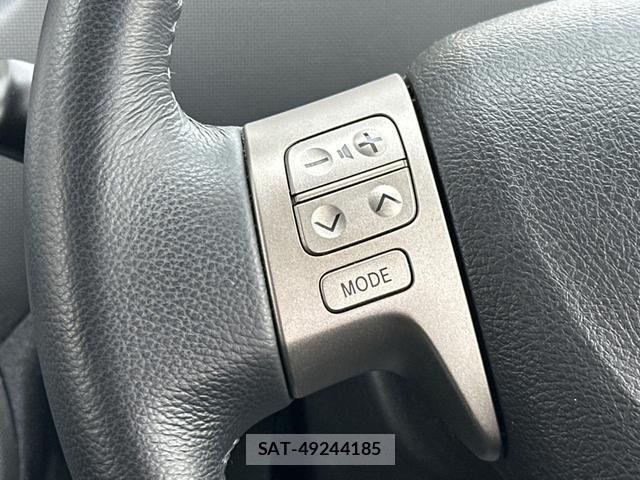 Toyota SIENTA 2014-06 8769391-17