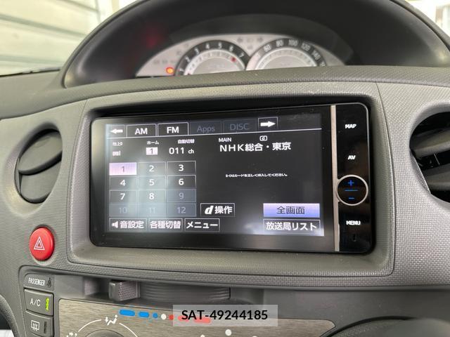 Toyota SIENTA 2014-06 8769391-3